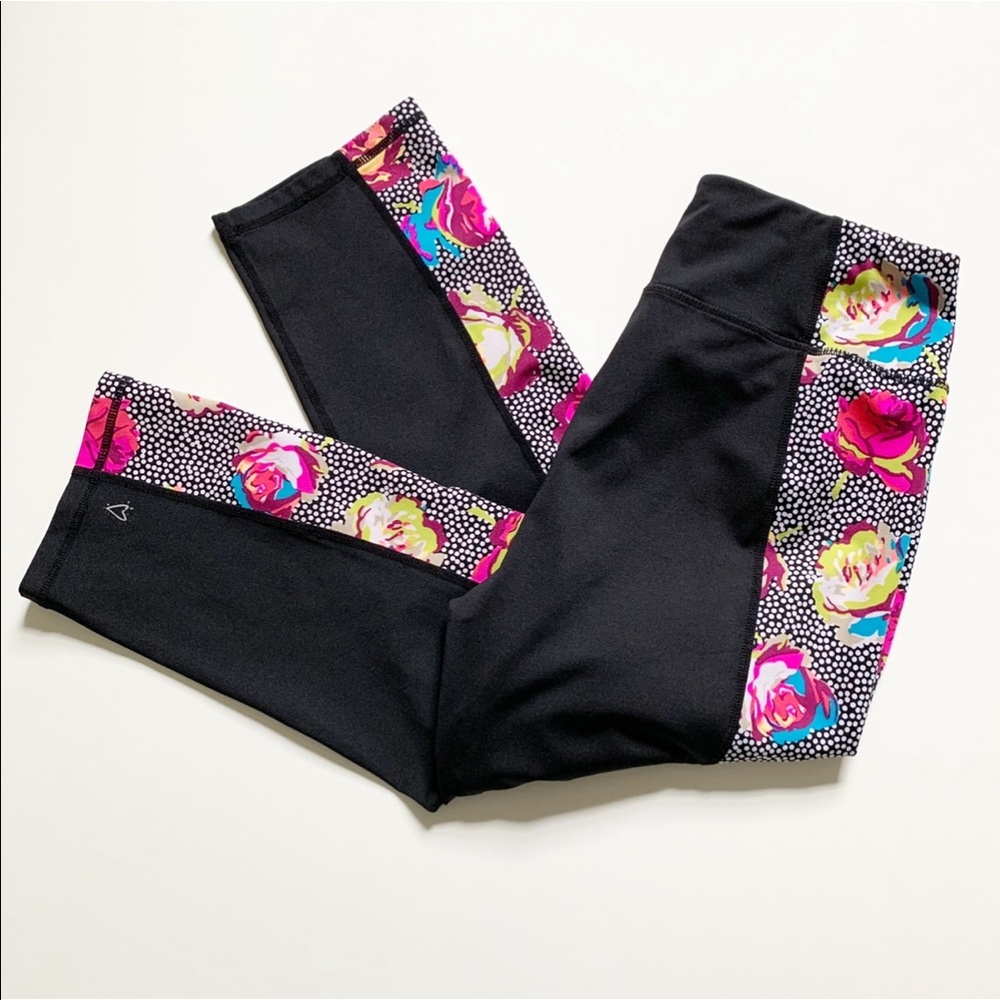 Betsey Johnson Give Love Get Love Floral Leggings